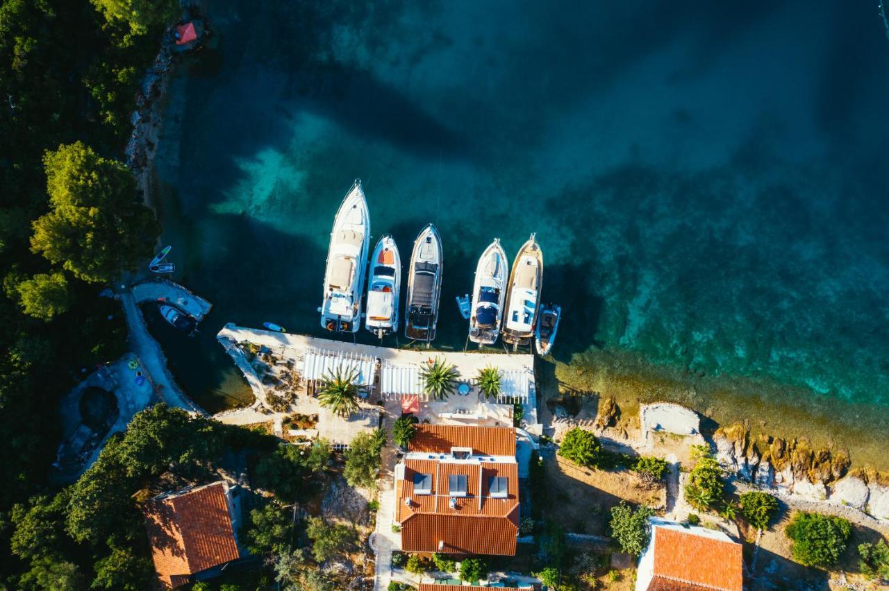 Villa Rava Hotel & Restaurant Buitenkant foto