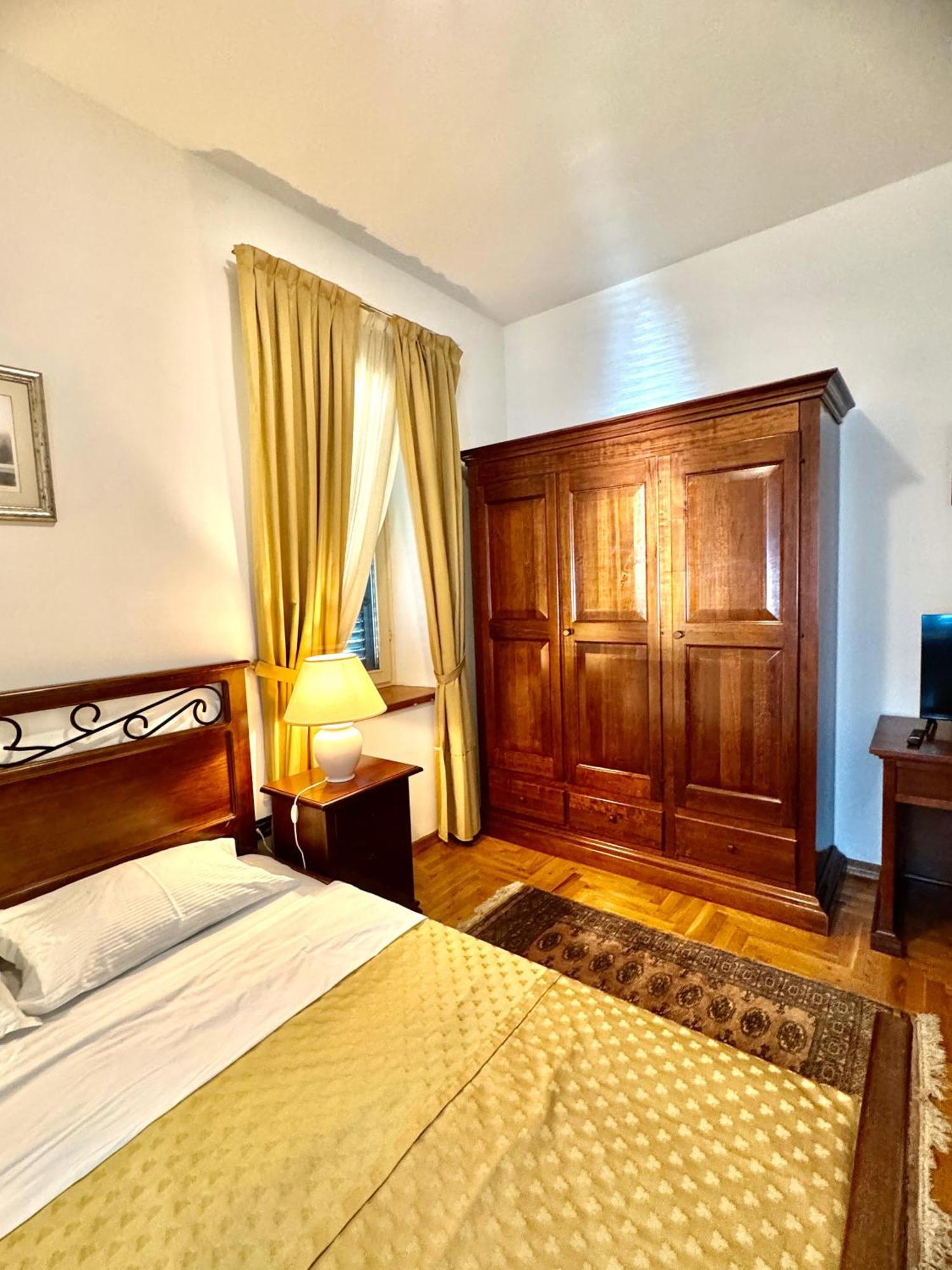 Villa Rava Hotel & Restaurant Buitenkant foto