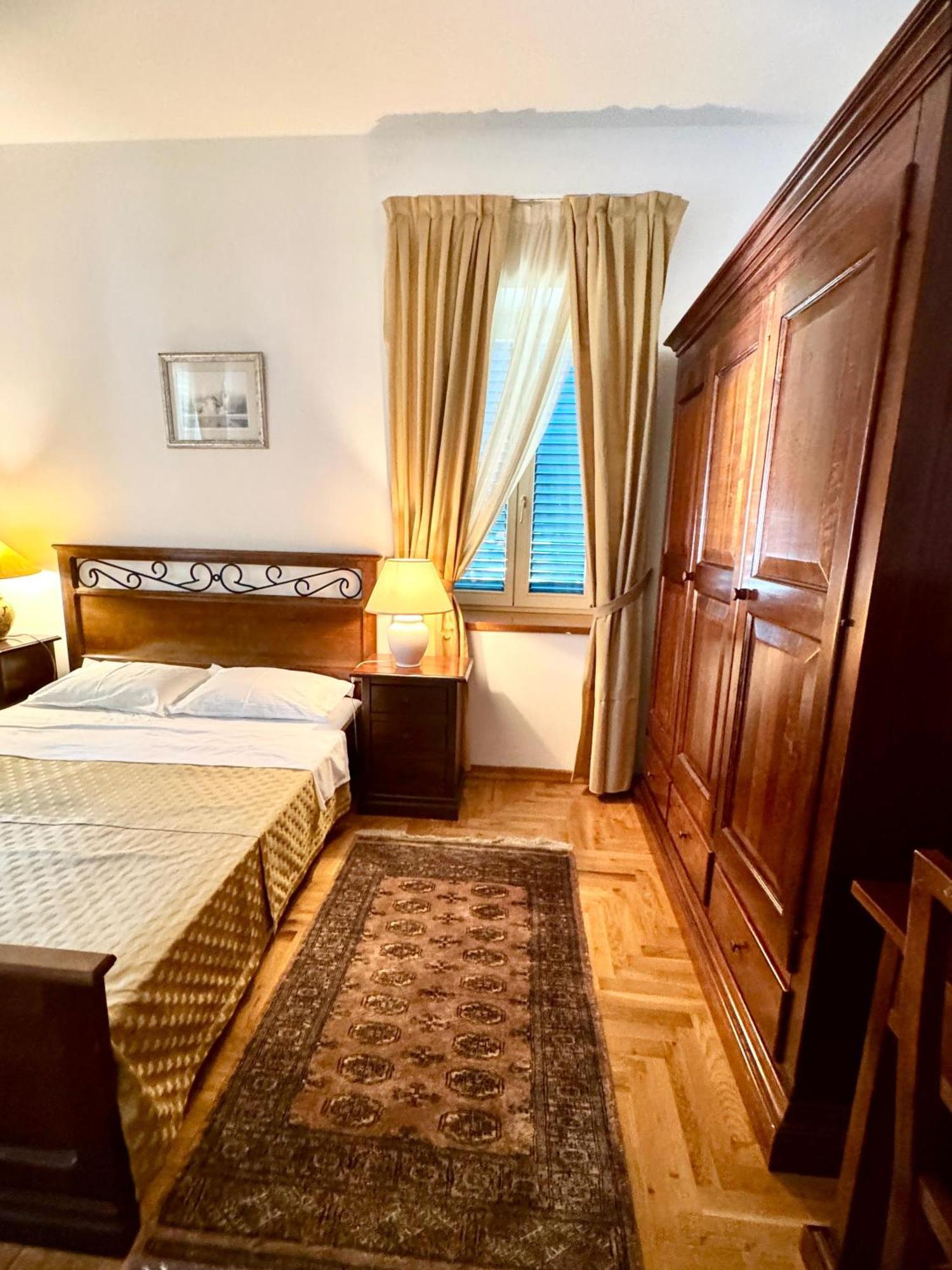 Villa Rava Hotel & Restaurant Buitenkant foto