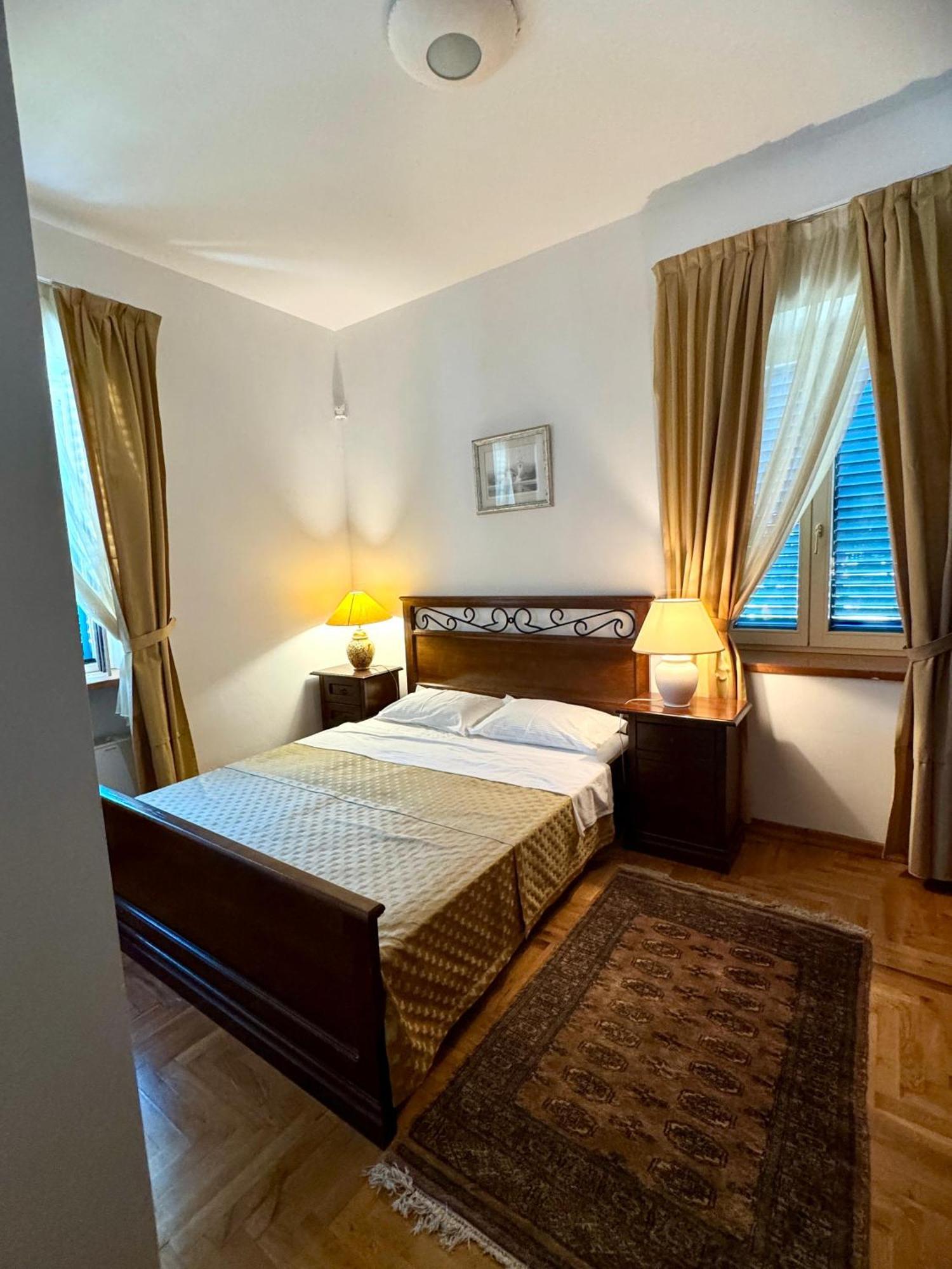 Villa Rava Hotel & Restaurant Buitenkant foto