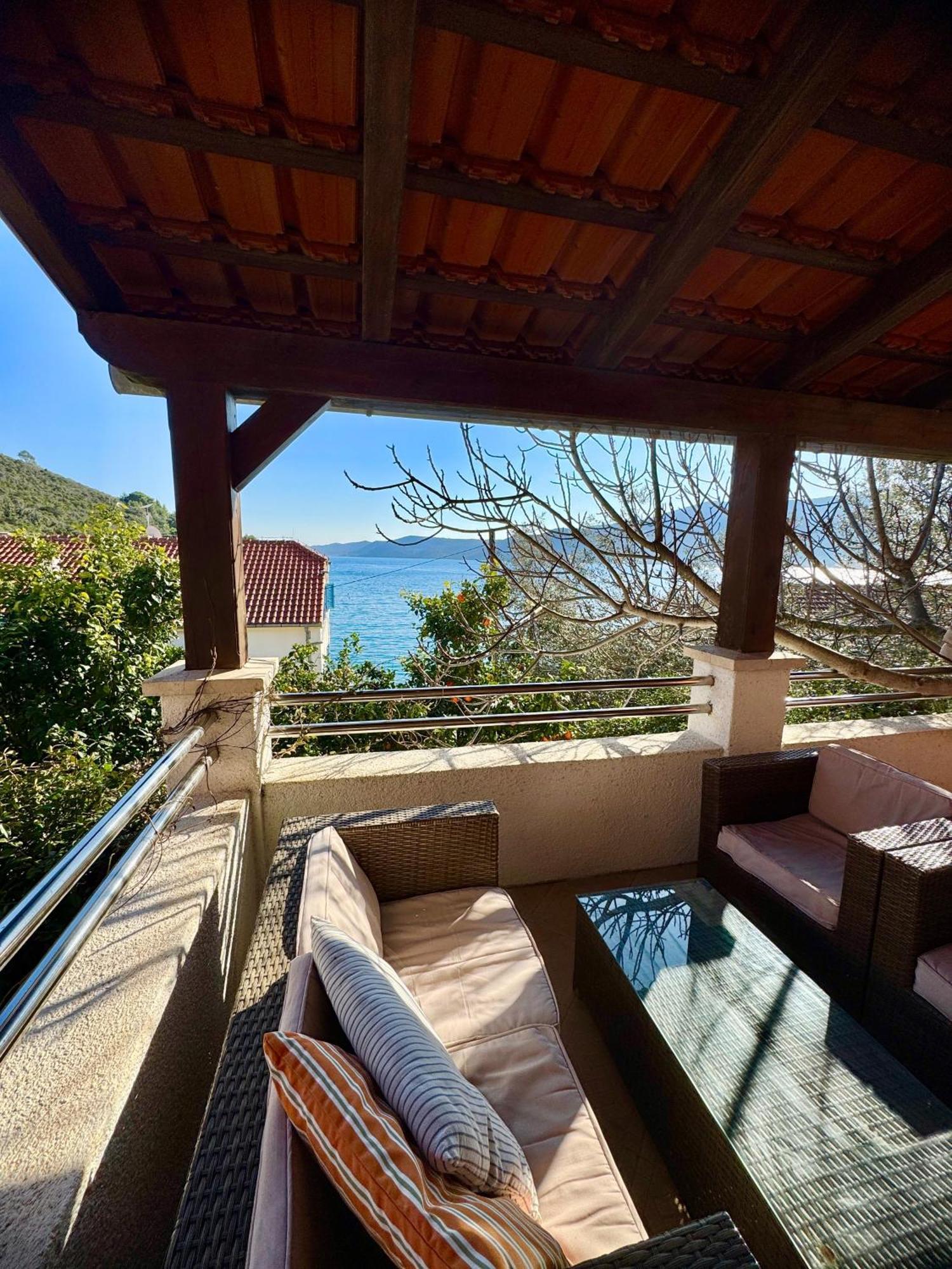 Villa Rava Hotel & Restaurant Buitenkant foto